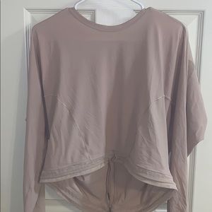Lululemon crop top pullover